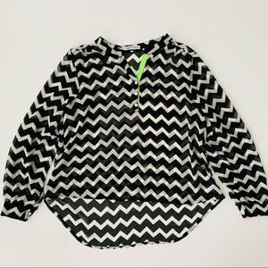 Cupids Diary | Sheer Chevron Button Front Blouse